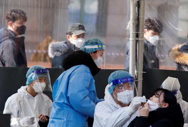 Hàn Quốc thông báo quy định mới người dân tự điều trị Covid-19 tại nhà - Ảnh 1.