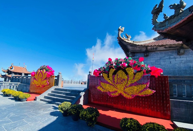 Những lý do phải đến Fansipan trong mùa cầu an đầu năm - Ảnh 3. Những lý do phải đến Fansipan trong mùa cầu an đầu năm - Ảnh 3.