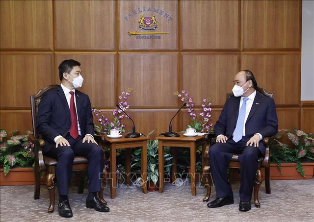 Các hoạt động của Chủ tịch nước Nguyễn Xuân Phúc trong chuyến thăm Singapore - Ảnh 4.