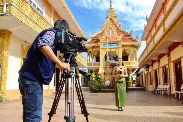 20 năm chương trình tiếng dân tộc đầu tiên lên sóng truyền hình Việt Nam - Ảnh 3.
