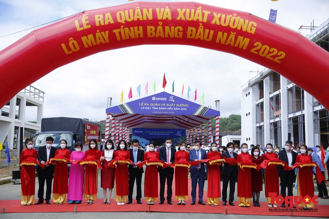 Ra quân và xuất xưởng lô máy tính bảng đầu năm 2022 tại Khu công nghệ thông tin tập trung Đà Nẵng - Ảnh 4.