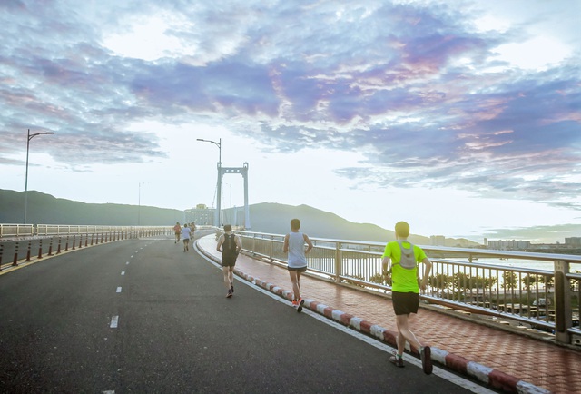 Khoảng 5.000 người tham gia Cuộc thi Marathon quốc tế Đà Nẵng năm 2022 - Ảnh 2.