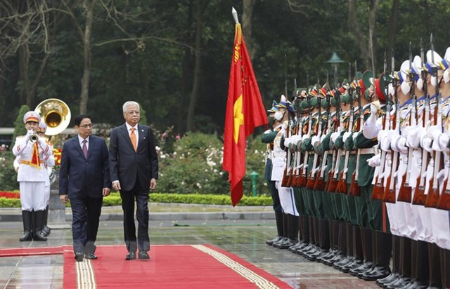 Malaysia dành ưu tiên cao cho việc tăng cường hơn nữa quan hệ hợp tác chặt chẽ với Việt Nam - Ảnh 1.