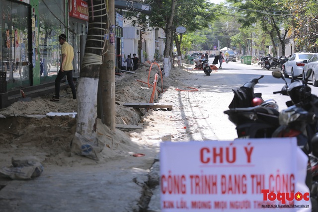 Các cơ sở kinh doanh, dịch vụ ven biển Đà Nẵng “làm mới” sản phẩm, chuẩn bị đón du khách - Ảnh 8.