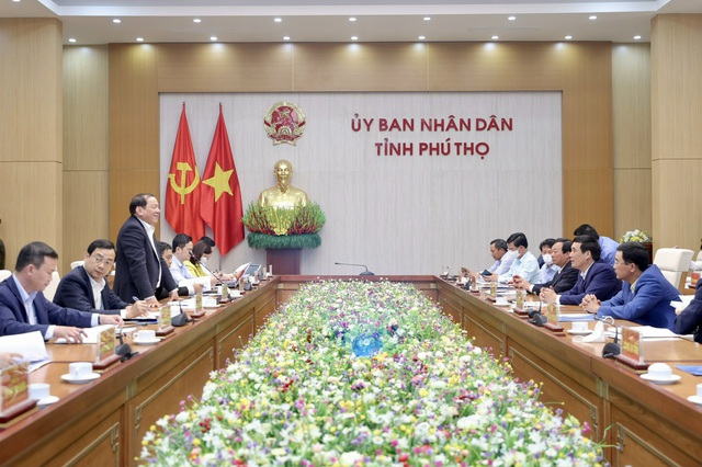 Bộ trưởng Nguyễn Văn Hùng: Phú Thọ cần đi vào thực chất trong xây dựng và phát triển đời sống văn hóa - Ảnh 1.