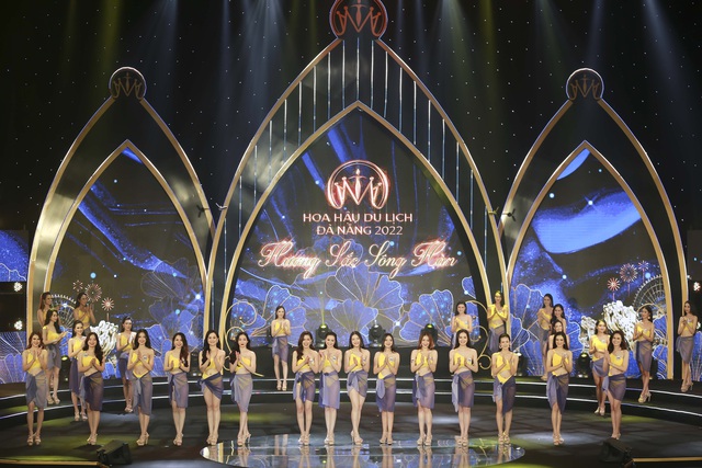 Sinh viên trường Đại học Kinh tế giành vương miện Hoa hậu Du lịch Đà Nẵng 2022 - Ảnh 11.