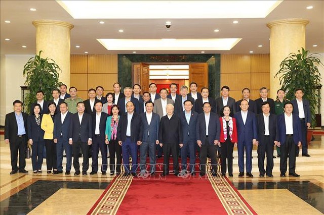 Tổng Bí thư chủ trì cuộc họp Bộ Chính trị về phát triển Hà Nội - Ảnh 6.