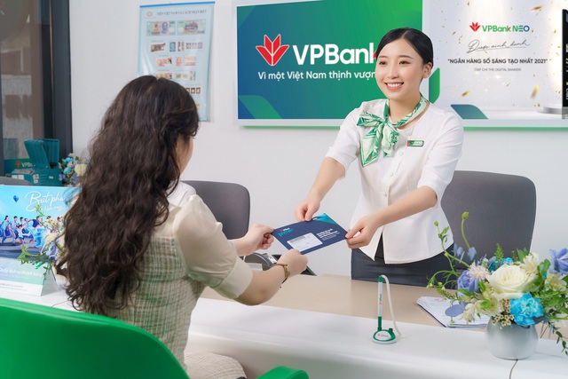 VPBank khẳng định vị thế với tuyên ngôn mới “Vì một Việt Nam thịnh vượng” - Ảnh 3.