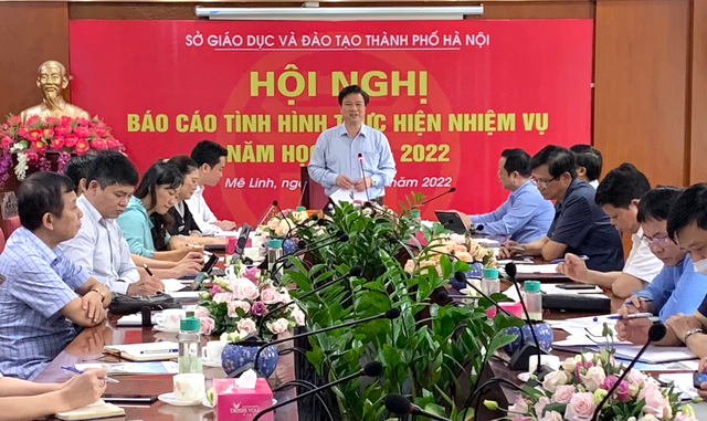 Thứ trưởng Bộ GD&ĐT Nguyễn Hữu Độ kiểm tra triển khai chương trình giáo dục phổ thông mới của Hà Nội - Ảnh 1.
