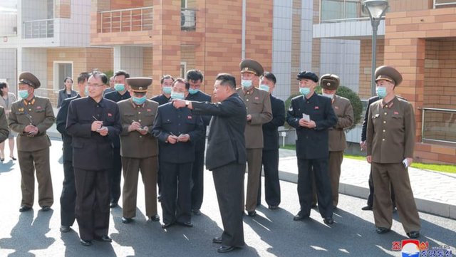 Cảnh giác tín hiệu tên lửa Triều Tiên, Mỹ tung hành động về trừng phạt - Ảnh 1.