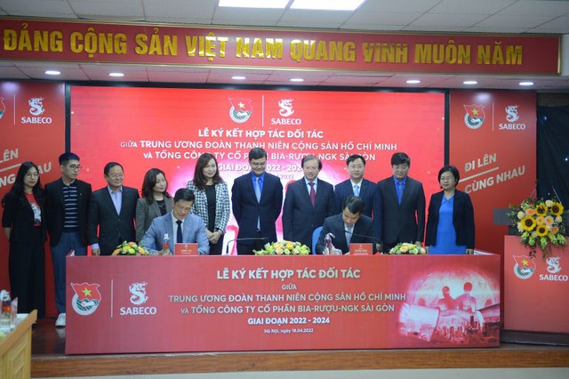 Hỗ trợ tài năng trẻ, thúc đẩy văn hóa, thể thao, du lịch và bền vững tại Việt Nam - Ảnh 1. Hỗ trợ tài năng trẻ, thúc đẩy văn hóa, thể thao, du lịch và bền vững tại Việt Nam - Ảnh 1.