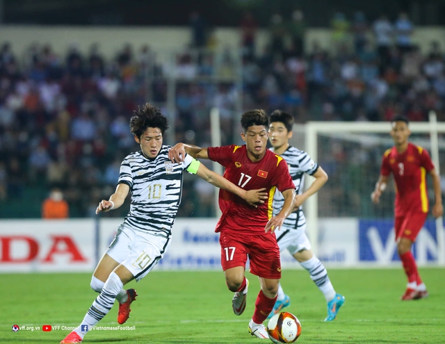 HLV U20 Hàn Quốc bất ngờ với lối chơi của U23 Việt Nam - Ảnh 1. HLV U20 Hàn Quốc bất ngờ với lối chơi của U23 Việt Nam - Ảnh 1.