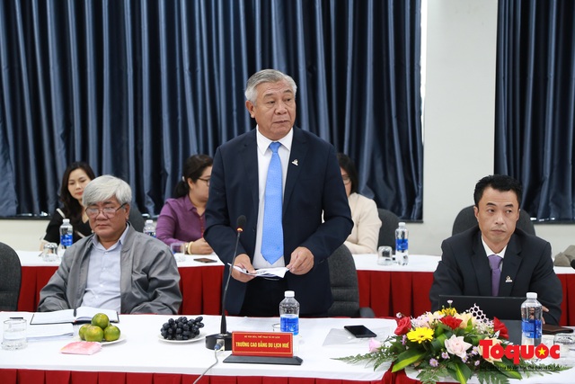 Bộ trưởng Nguyễn Văn Hùng làm việc với các đơn vị trực thuộc Bộ tại Thừa Thiên Huế - Ảnh 3.