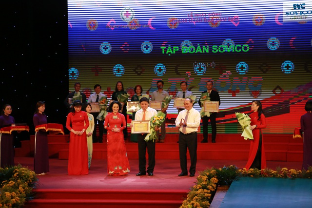 Chủ tịch nước Nguyễn Xuân Phúc phát động Tháng Nhân đạo năm 2022  - Ảnh 3.