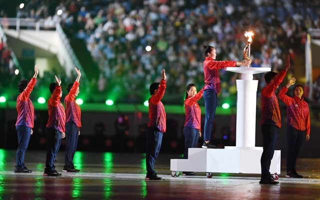 SEA Games 31: Vượt khó khăn để làm nên những kỳ tích lịch sử - Ảnh 2.