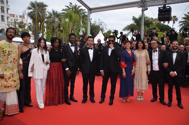 &quot;Tấm ván phóng dao&quot;- phim duy nhất từ Đông Nam Á được mời tham dự LHP Cannes 2022 - Ảnh 1.