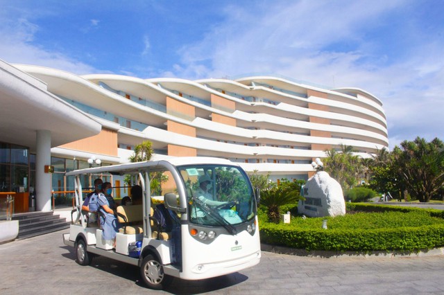 Hàng vạn du khách thích thú với kỳ nghỉ đa trải nghiệm tại resort 5 sao - Ảnh 1.