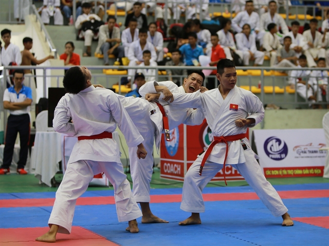 Karate Việt Nam quyết tâm giành thành tích cao tại kỳ SEA Games 31 - Ảnh 1.