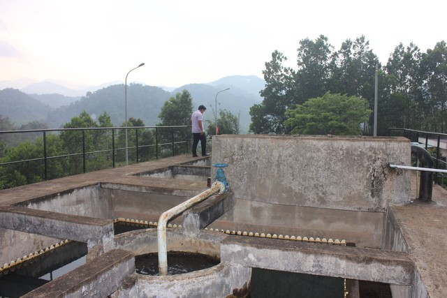 Tìm giải pháp khắc phục tình trạng thiếu nước sinh hoạt ở miền núi Quảng Nam - Ảnh 2.
