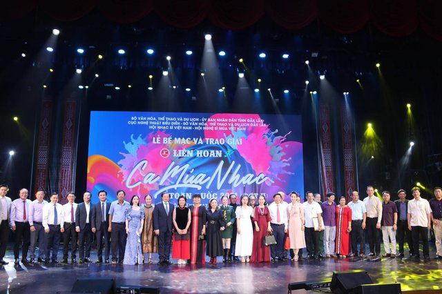 3 nhà hát được giải xuất sắc tại Liên hoan Ca Múa Nhạc toàn quốc - 2021 (Đợt 2) - Ảnh 5.