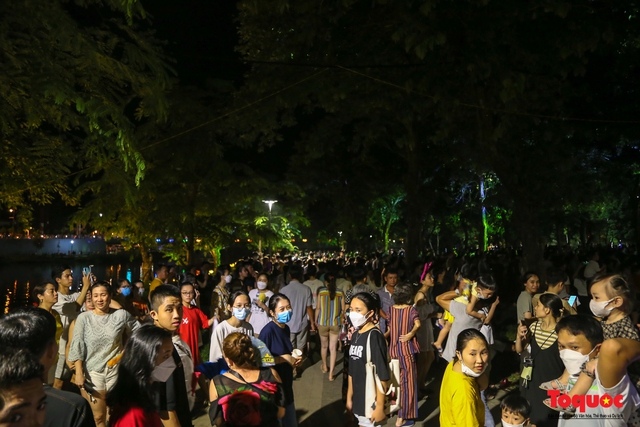 Bữa tiệc nghệ thuật mở trên sông Hương khép lại Tuần lễ Festival Huế 2022 - Ảnh 10.