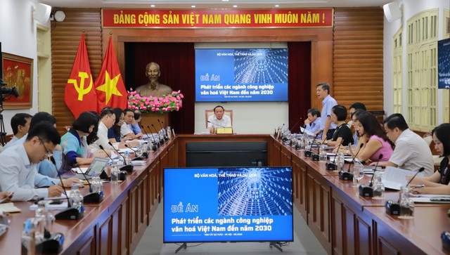 Bộ trưởng Nguyễn Văn Hùng: Xây dựng Đề án phát triển các ngành công nghiệp văn hóa Việt Nam trên quan điểm không chỉ trông chờ “bầu sữa mẹ” - Ảnh 2.