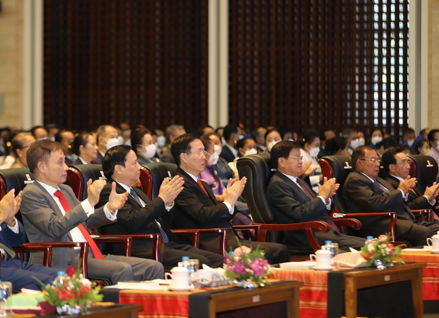 Ảnh: Thường trực Ban Bí thư Võ Văn Thưởng dự Lễ kỷ niệm 60 năm Ngày thiết lập quan hệ ngoại giao Việt Nam - Lào tại thủ đô Viêng Chăn - Ảnh 10.