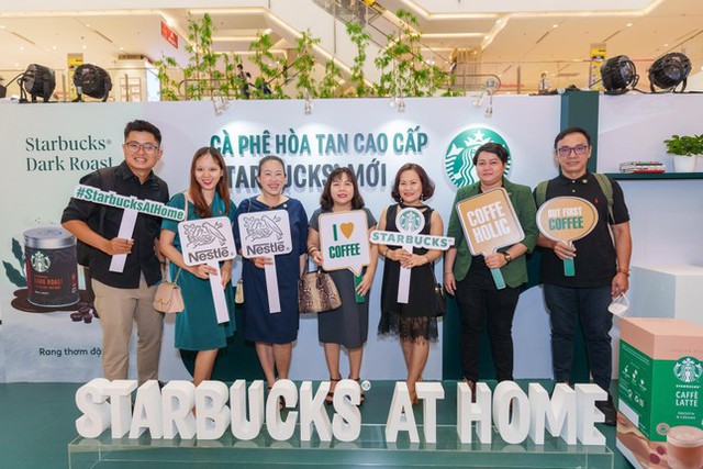 Nestlé và Starbucks hợp tác ra mắt cà phê hòa tan cao cấp Starbucks mới tại Việt Nam  - Ảnh 1.