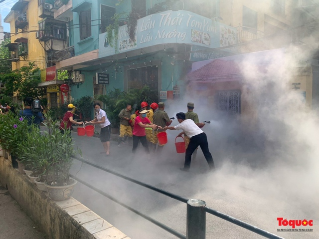 Hà Nội: Triển khai 1.386 điểm chữa cháy trong khu vực phố cổ  - Ảnh 1.