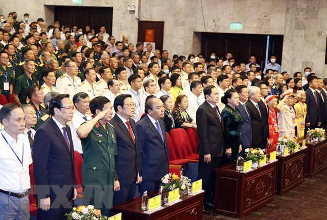 Chủ tịch nước: Người dân Việt Nam sẽ mãi ghi nhớ, tự hào về ý chí quật cường của các thế hệ cha ông - Ảnh 1.