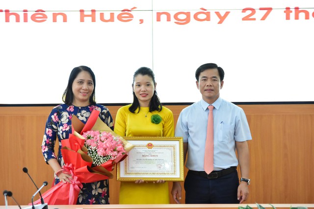 Thừa Thiên Huế tuyên dương học sinh đạt thành tích cao tại Olympic Sinh học Quốc tế - Ảnh 2.