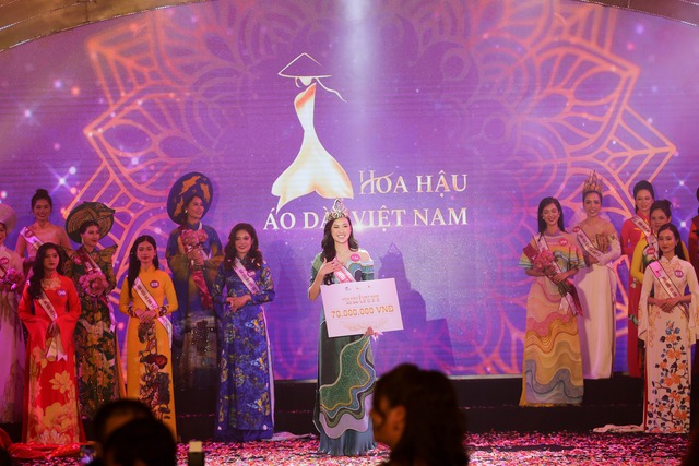 Người đẹp Tuyên Quang giành được vương miện cuộc thi Hoa hậu áo dài Việt Nam năm 2022 - Ảnh 2.