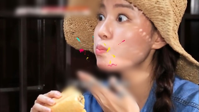 Khi ẩm thực Việt Nam lên truyền hình Hàn Quốc: Người tấm tắc khen ngon, người mồ hôi đầm đìa vì mì cay 7 cấp độ - Ảnh 7.