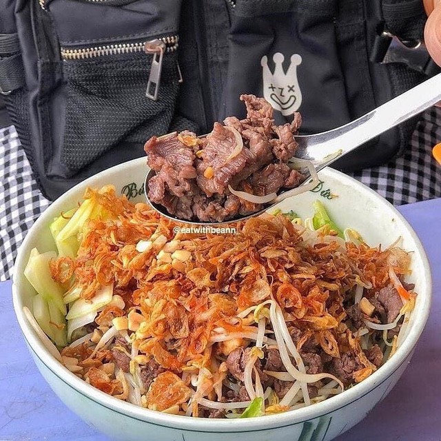 Việt Nam có 8 món ăn được báo nước ngoài khen ngợi hết lời: Toàn đặc sản đình đám, đến khách Tây còn phải “nghiện” - Ảnh 7.