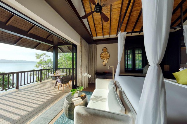 Khu resort được mệnh danh là ‘Bản hoà tấu của rừng và biển’ duy nhất ở Phú Quốc: Tàng cây lan tận mép nước, villa ‘vắt vẻo’ trên ghềnh đá hoặc dưới tán cây đầy mê hoặc - Ảnh 4.
