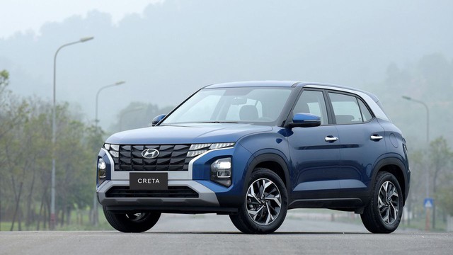 Giá xe Hyundai Creta bất ngờ giảm mạnh, quyết giữ vững ngôi vương phân khúc - Ảnh 1.