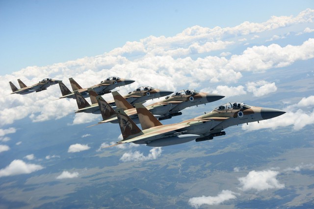 Israel bắn rơi 88 máy bay chiến đấu của Syria: Trận chiến đi vào lịch sử! - Ảnh 1.