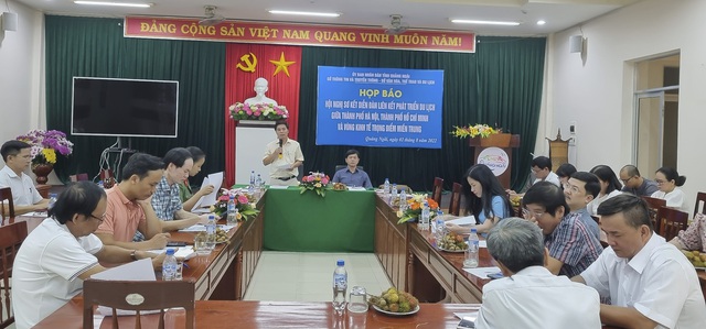 Hội nghị sơ kết Diễn đàn liên kết phát triển du lịch giữa TP Hà Nội, TP.HCM và Vùng kinh tế trọng điểm miền Trung sẽ diễn ra tại Quảng Ngãi - Ảnh 1.