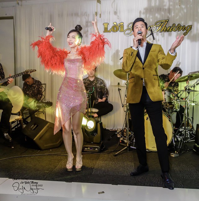 Ca sĩ Mỹ Ngọc và Quang Dũng thành công với 4 show diễn cháy vé tại Úc - Ảnh 1.