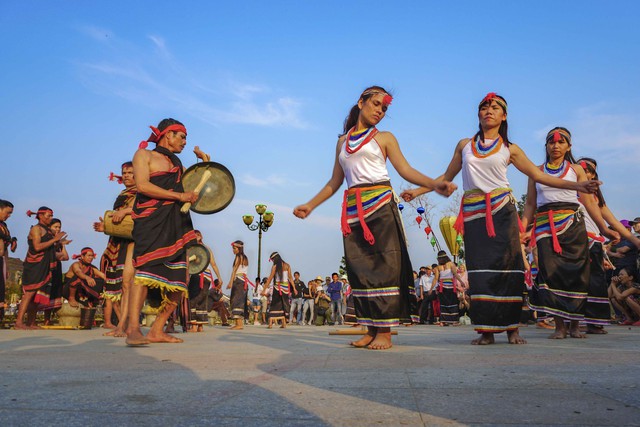 Quảng bá nét đẹp văn hóa truyền thống qua “Lễ hội văn hóa các dân tộc huyện Bắc Trà My” - Ảnh 1.