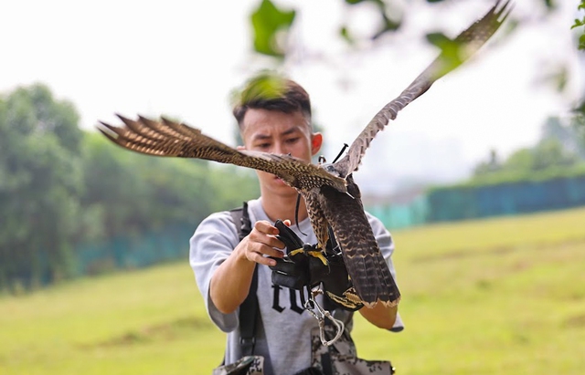 Thú chơi ''sát thủ bầu trời'' của giới trẻ Hà Nội - Ảnh 6. Thú chơi ''sát thủ bầu trời'' của giới trẻ Hà Nội - Ảnh 6.