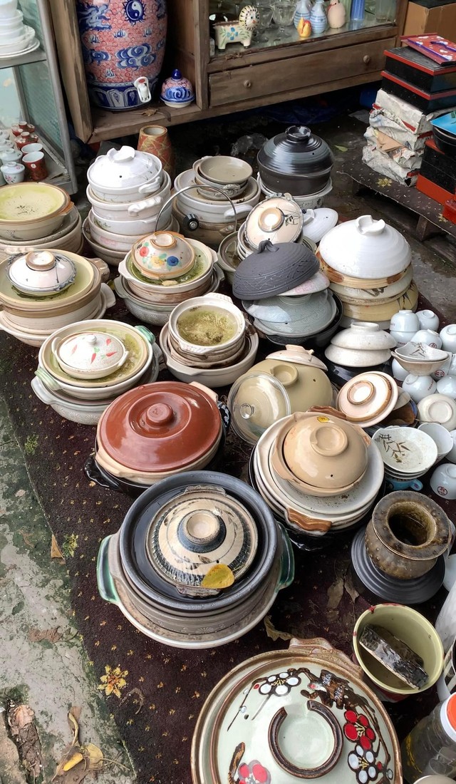 Khám phá địa chỉ bán bát đĩa cũ theo cân tại Hà Nội: nhiều mẫu đa dạng, có cả đồ gốm Nhật với giá cực ''êm'' - Ảnh 9.