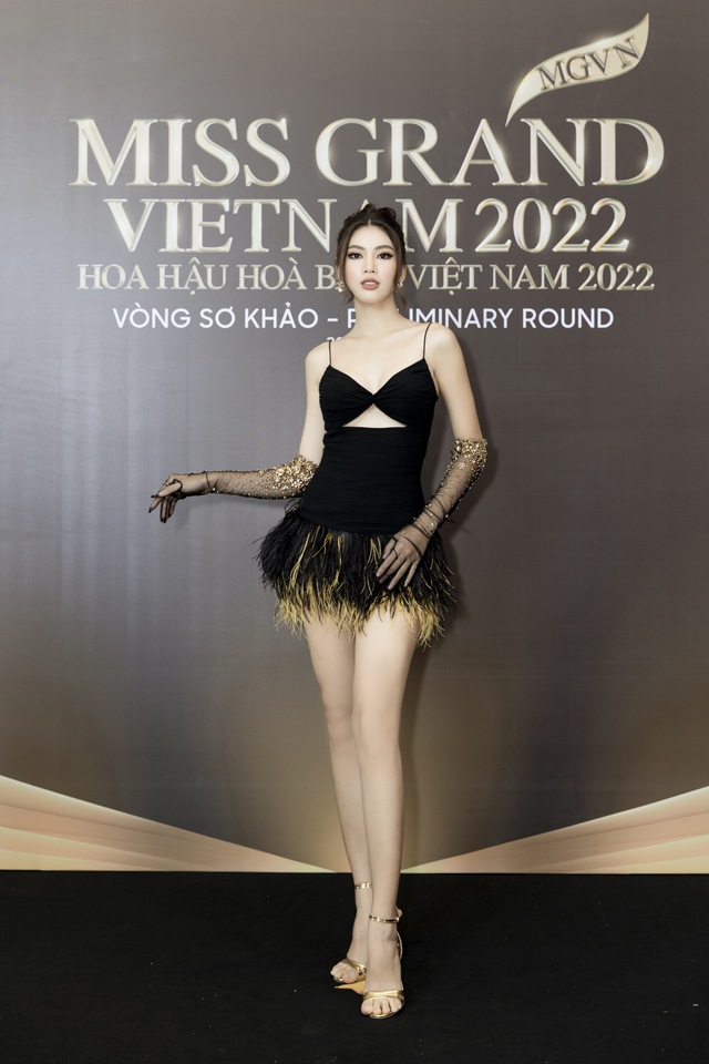 Kiều Loan, Ngọc Thảo và dàn mỹ nhân đổ bộ thảm đỏ sơ khảo Hoa hậu Hoà bình 2022  - Ảnh 3.