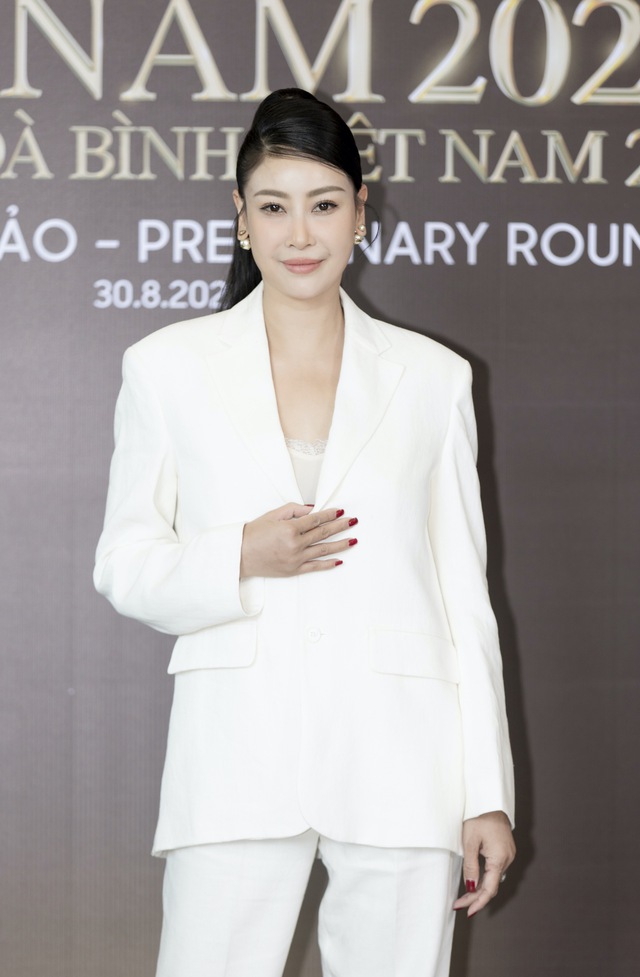 Kiều Loan, Ngọc Thảo và dàn mỹ nhân đổ bộ thảm đỏ sơ khảo Hoa hậu Hoà bình 2022  - Ảnh 8.