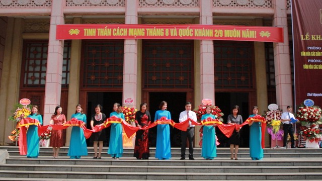 Trưng bày văn hóa  Việt - Mường và Tày - Thái cập nhật xu hướng, đáp ứng nhu cầu thế hệ trẻ - Ảnh 3.