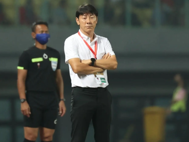 &quot;Bóng đá Indonesia vẫn ganh tỵ với Việt Nam nhưng dựa vào nhập tịch thì không bền đâu!&quot; - Ảnh 3.