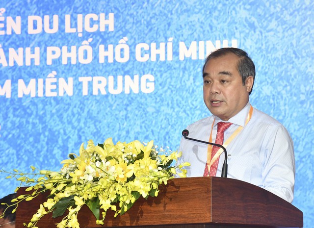 TP Hà Nội, TPHCM và Vùng kinh tế trọng điểm miền Trung liên kết phát triển du lịch - Ảnh 1.