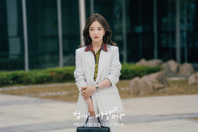 5 mỹ nhân tái xuất màn ảnh Hàn tháng 9: Kim Go Eun - Park Min Young liệu có làm nên siêu phẩm? - Ảnh 4.