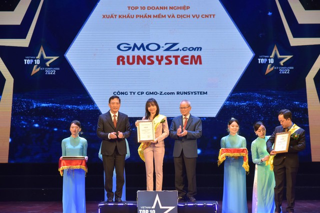 Vinh danh TOP 10 doanh nghiệp công nghệ thông tin Việt Nam 2022 - Ảnh 2.