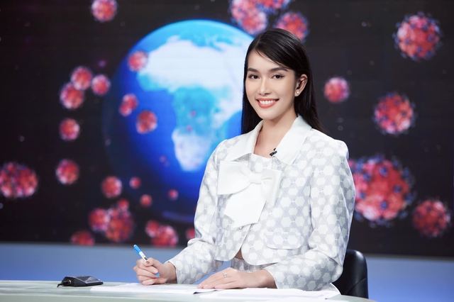Dàn mỹ nhân Việt ngày tốt nghiệp: Lương Thuỳ Linh - Phương Anh nổi bật, 1 nàng hậu nhận bằng thạc sĩ  - Ảnh 7.